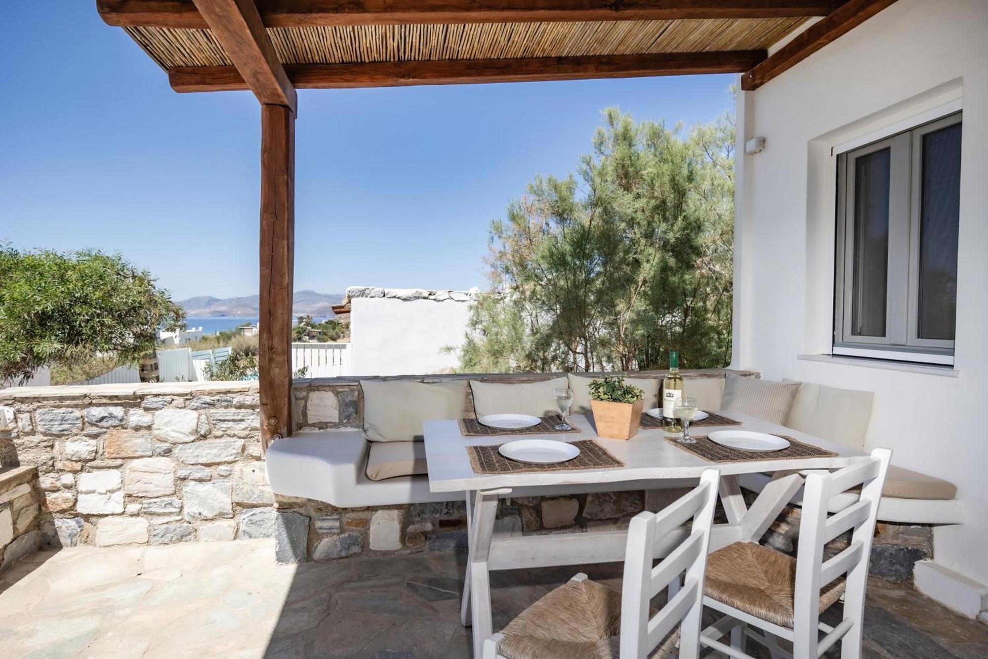 Thea Suites Naxos Agios Prokopios  Exterior photo
