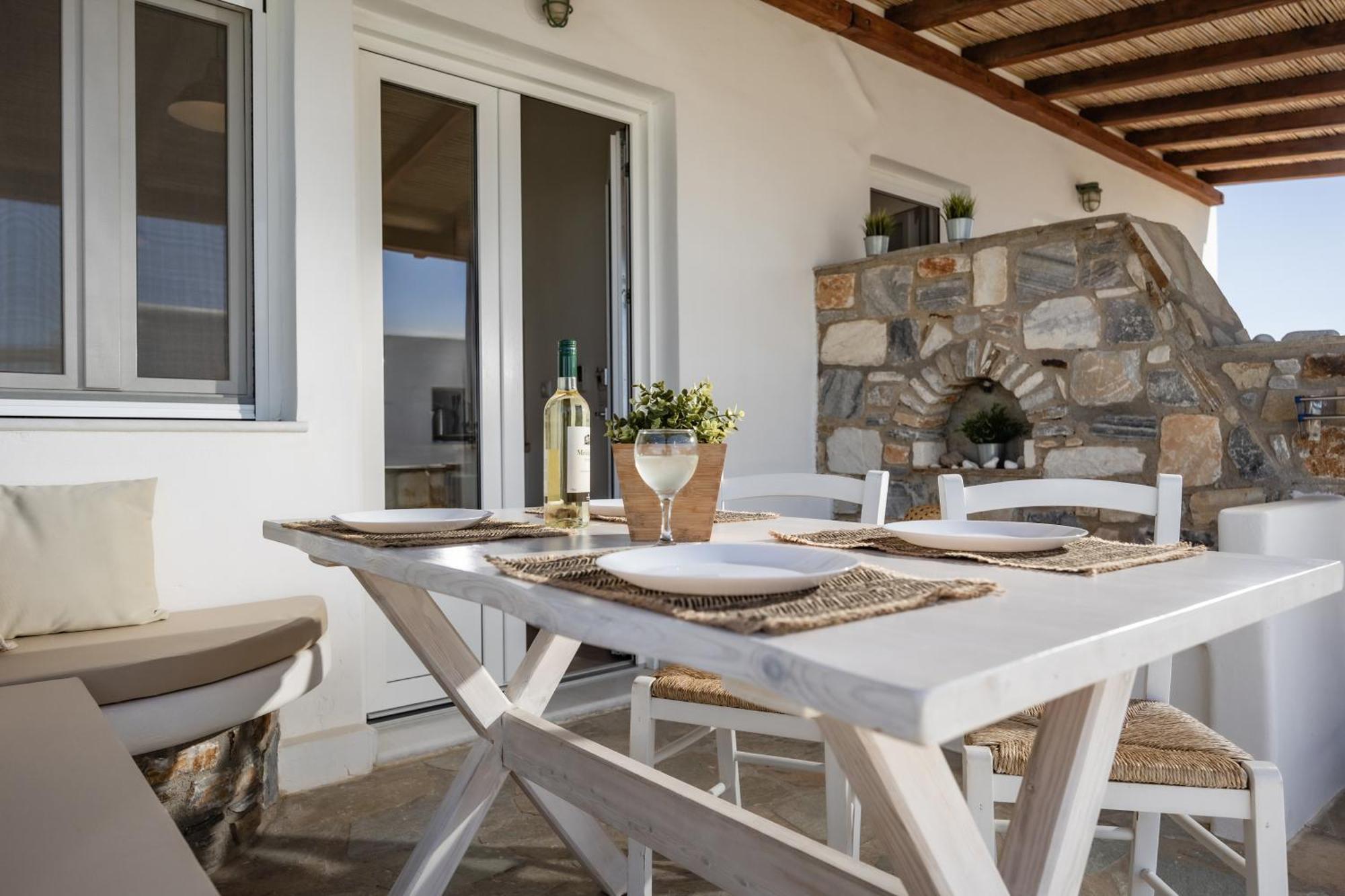 Thea Suites Naxos Agios Prokopios  Exterior photo